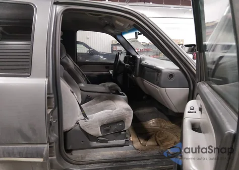 2001 Chevrolet Tahoe Ls from USA, damaged, VIN 1GNEK13T91J169738